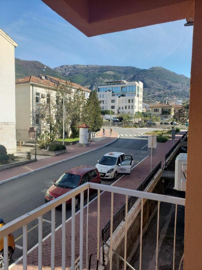 Apartment Bina Tivat Exteriér fotografie